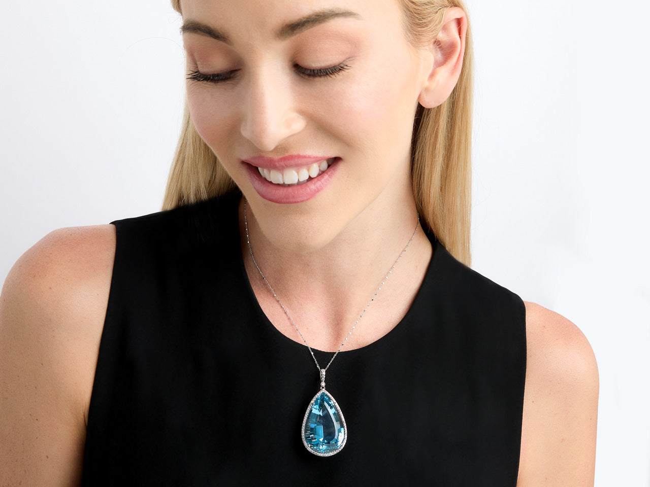 Pear Shape Aquamarine, 87.89 carats, Pendant in 18K White Gold