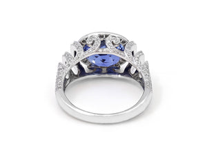 Kazanjian Sapphire, 3.54 carats, & Diamond Ring in Platinum