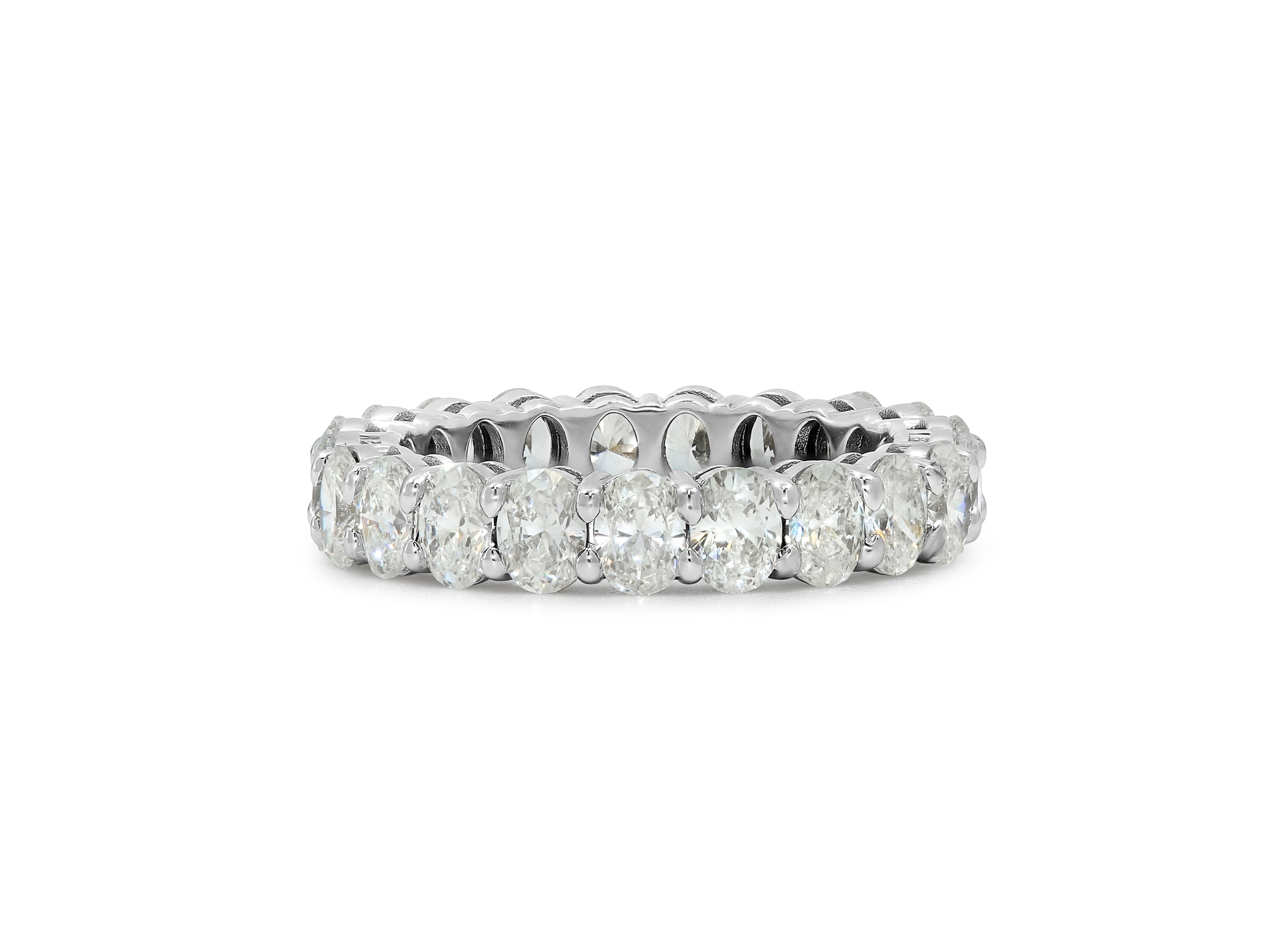 Oval Cut Diamond Eternity Band