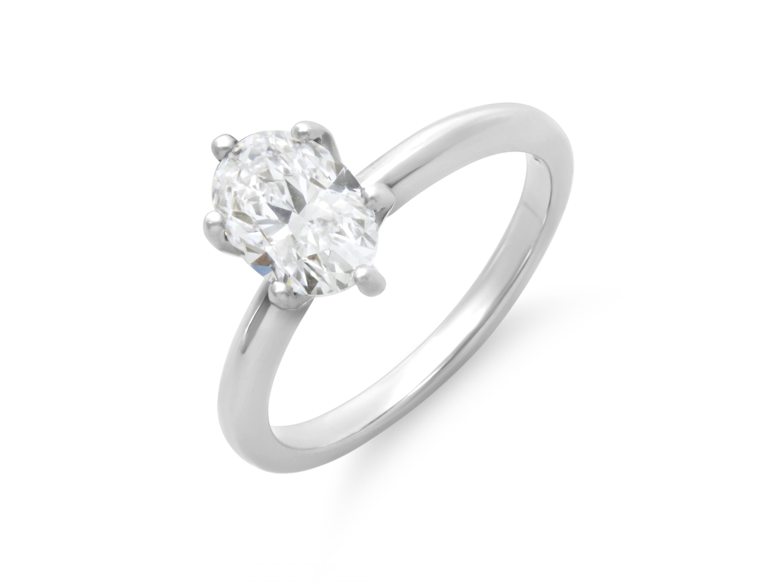 Oval Diamond, 1.38 carats, Ring in 14K White Gold