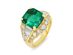 Kazanjian Emerald, 3.53 carats, & Diamond Ring in 18K Yellow Gold