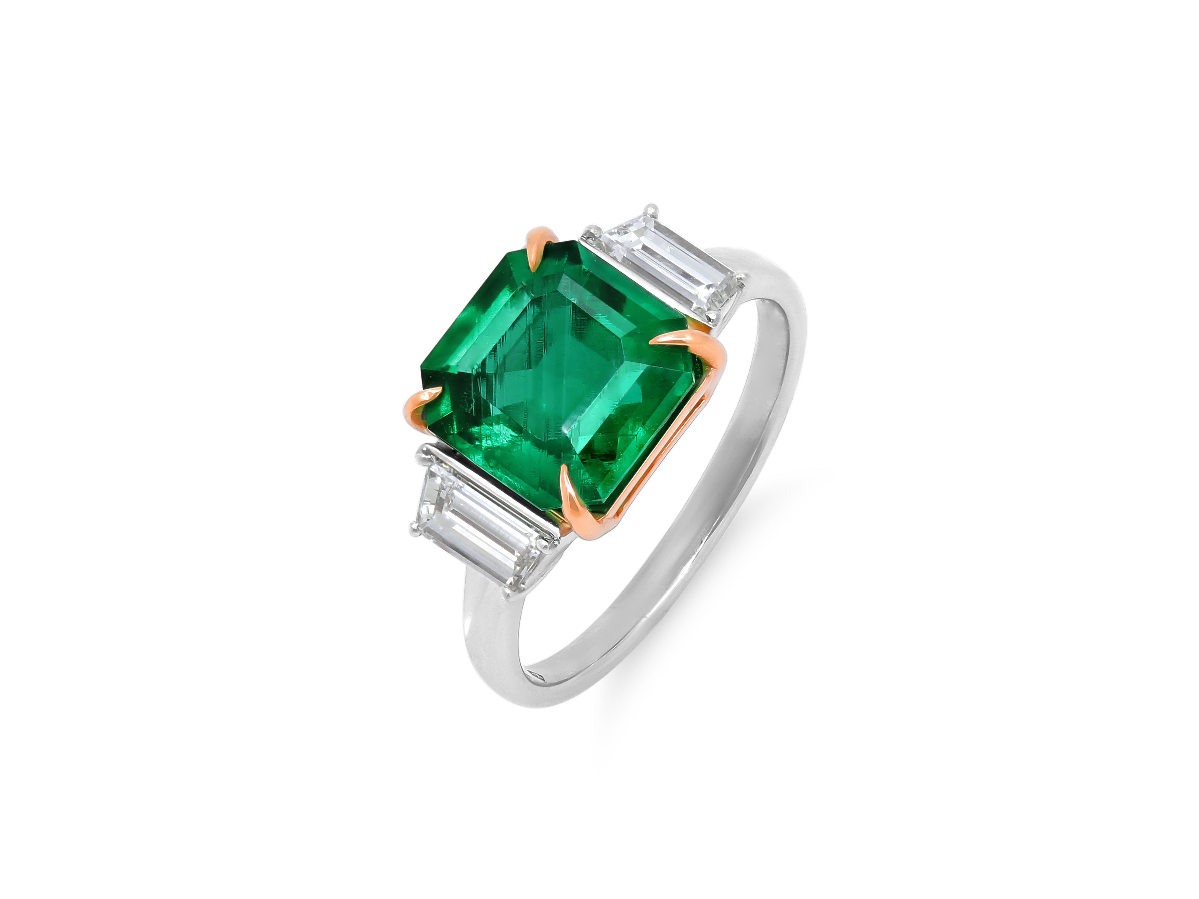 Colombian Emerald, 3.53 Carats, & Diamond Ring in 16K Red Gold & Platinum