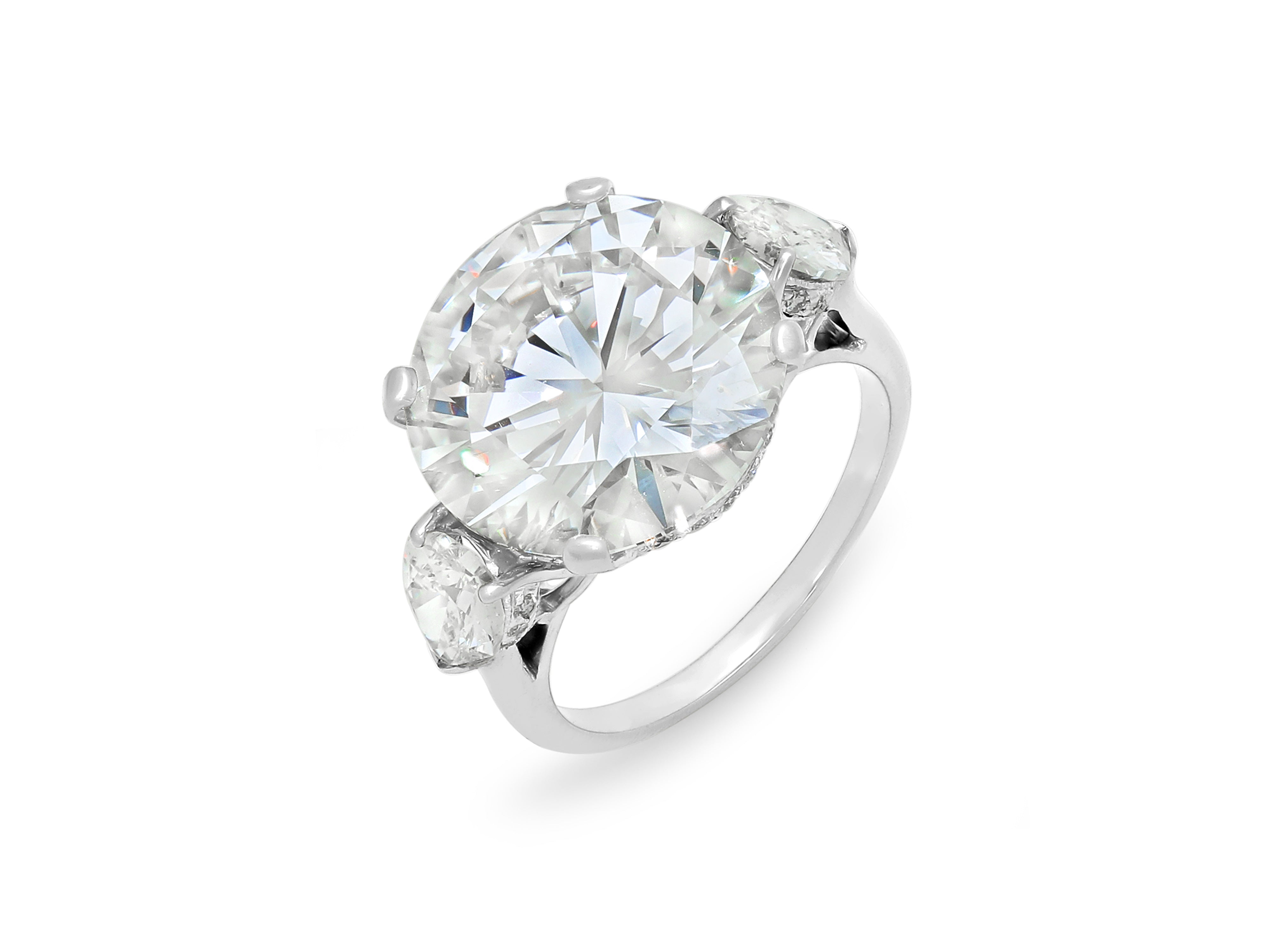 Round Diamond, 10.00 carats, Ring Set in Platinum
