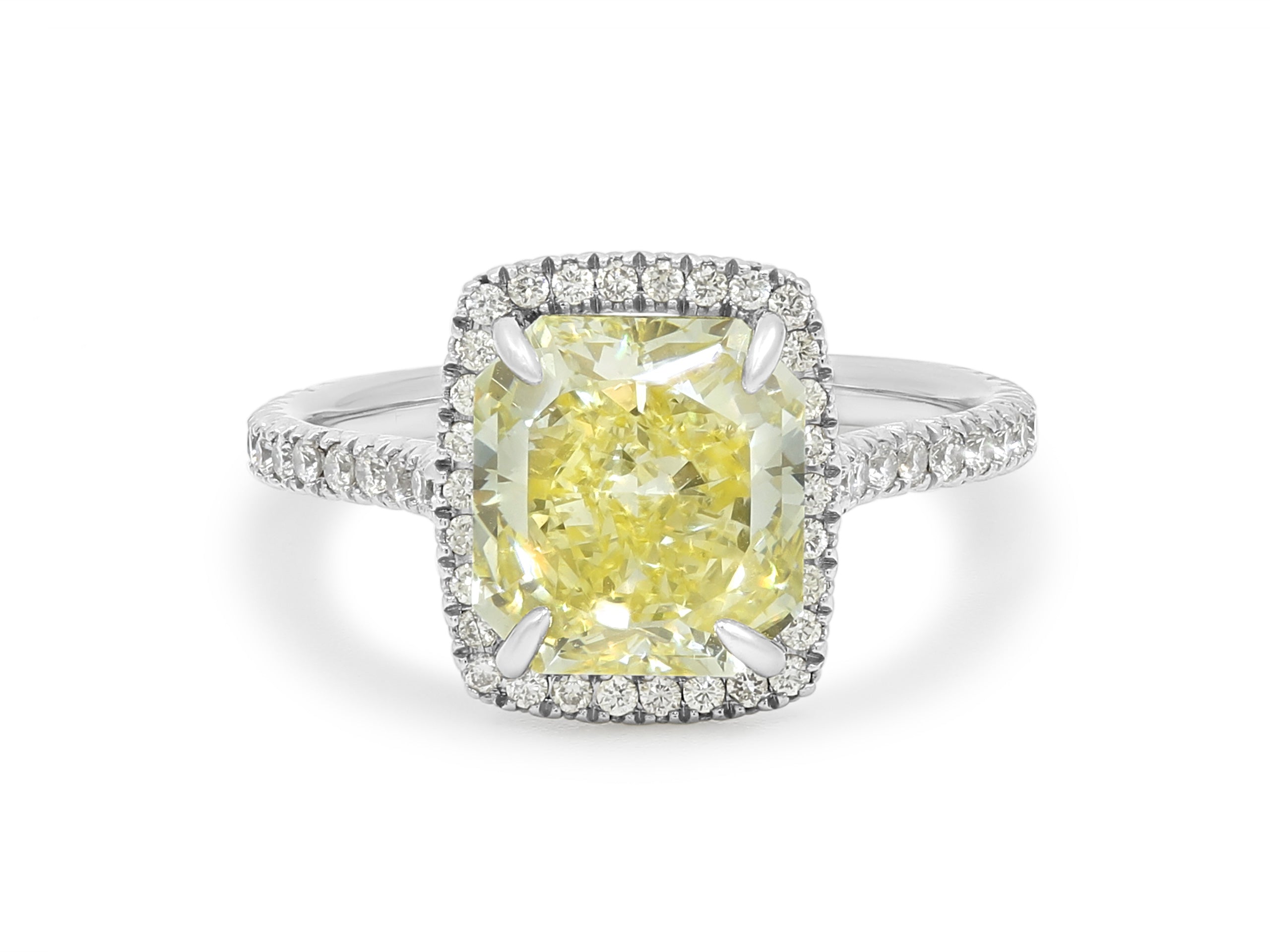 Fancy Yellow Radiant Diamond, 2.56 carats, Ring in Platinum
