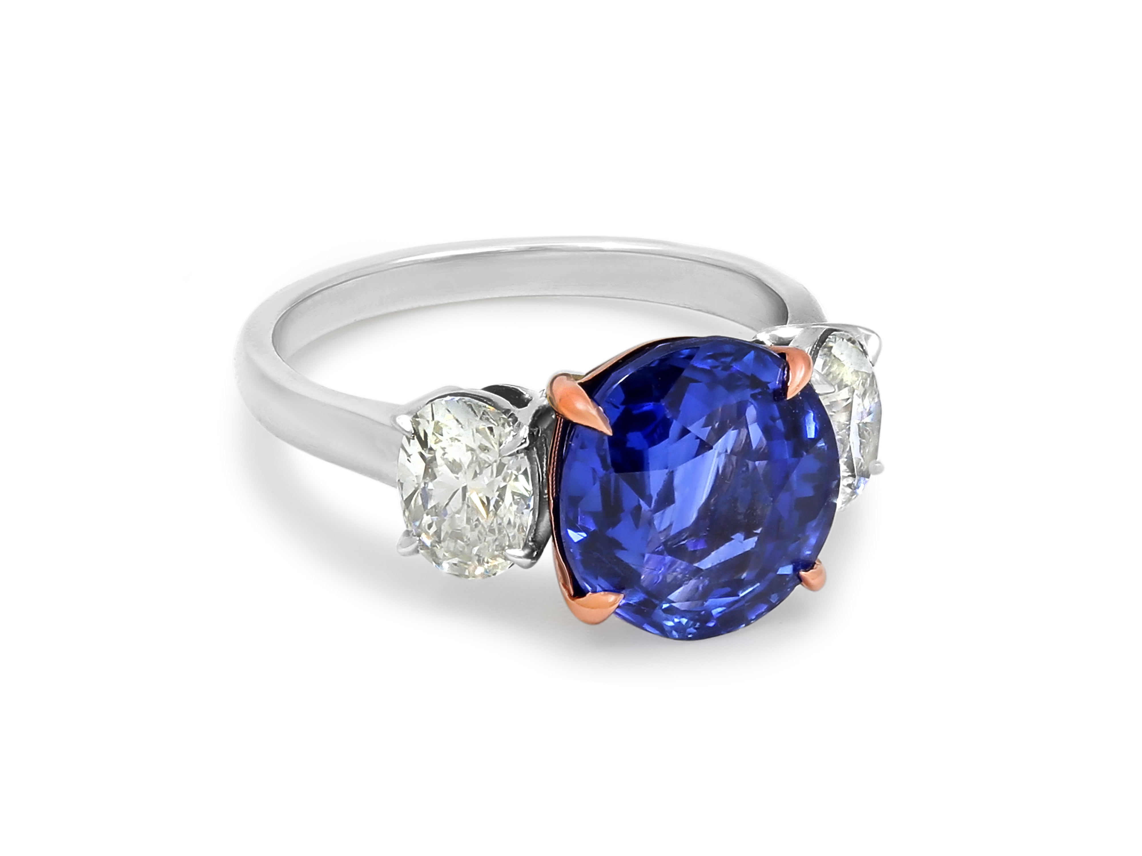 Oval Sapphire, 4.91 carats, and Diamond Ring in Platinum & 16K Red Gold