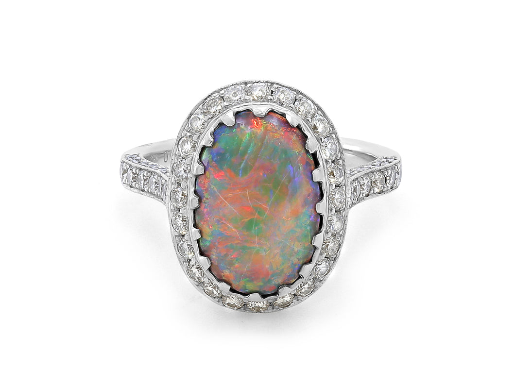 Kazanjian Opal, 3.33 carats, Ring in 18K White Gold