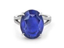 Load image into Gallery viewer, Kazanjian Sapphire, 14.88 carats, &amp; Diamond Ring in Platinum
