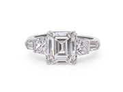 Emerald Cut Diamond, 3.04 carats, Ring, in Platinum
