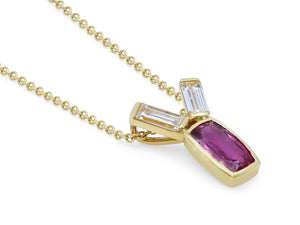 Kazanjian Ruby, 1.13 carats, Pendant Necklace, in 18K Yellow Gold