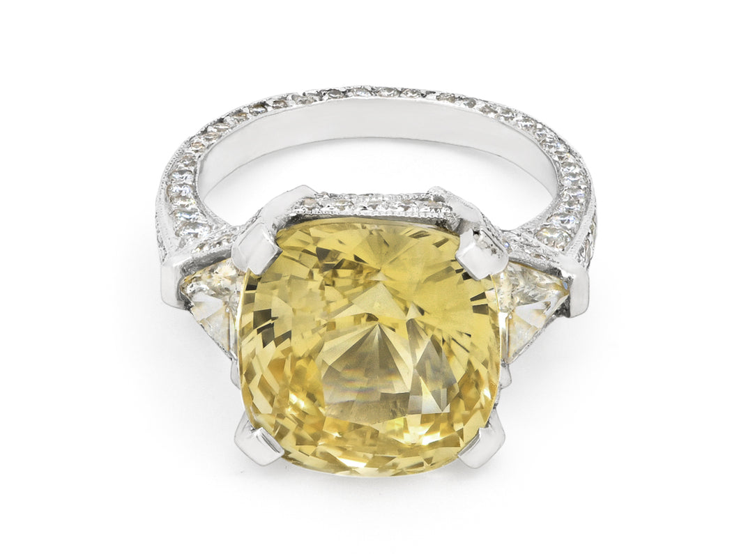 Kazanjian Yellow Sapphire, 11.69 carats, and Diamond Ring in Platinum