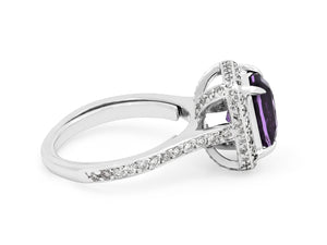 Kazanjian Purple Sapphire, 3.99 carats, and Diamond Ring, in Platinum