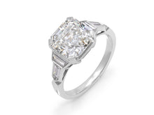 Load image into Gallery viewer, Kazanjian Asscher Cut Diamond, 4.17 carats, Ring in Platinum
