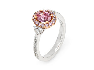 Kazanjian Fancy Vivid Pink Diamond, 0.64 carats, Ring in Platinum