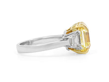 Load image into Gallery viewer, Kazanjian Fancy Intense Yellow Diamond, 8.17 carats, Ring in Platinum &amp; 18K Yellow Gold
