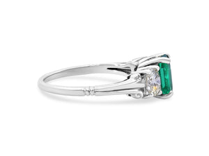 Kazanjian Emerald, 1.21 Carats, & Diamond Ring in Platinum