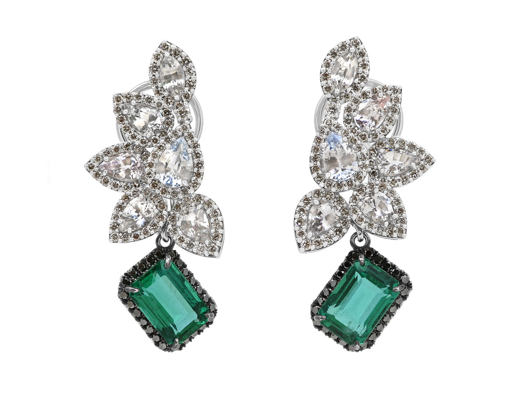 Kazanjian Emerald, 7.29 carats, Earrings in 18K White Gold & Black Rhodium