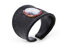 Load image into Gallery viewer, Kazanjian Black Stingray Cuff Bracelet with an Oval Jasper, in 18K Rose Gold
