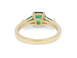 Kazanjian Emerald Ring in 18K Yellow Gold