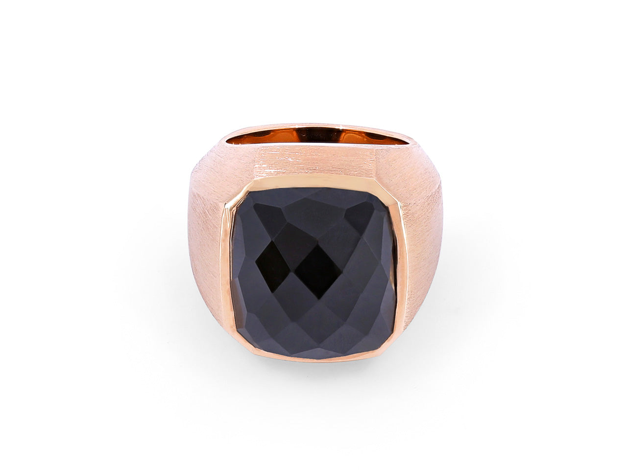Black Sapphire, 33.51 Carats, Cocktail Ring in 18K Yellow Gold
