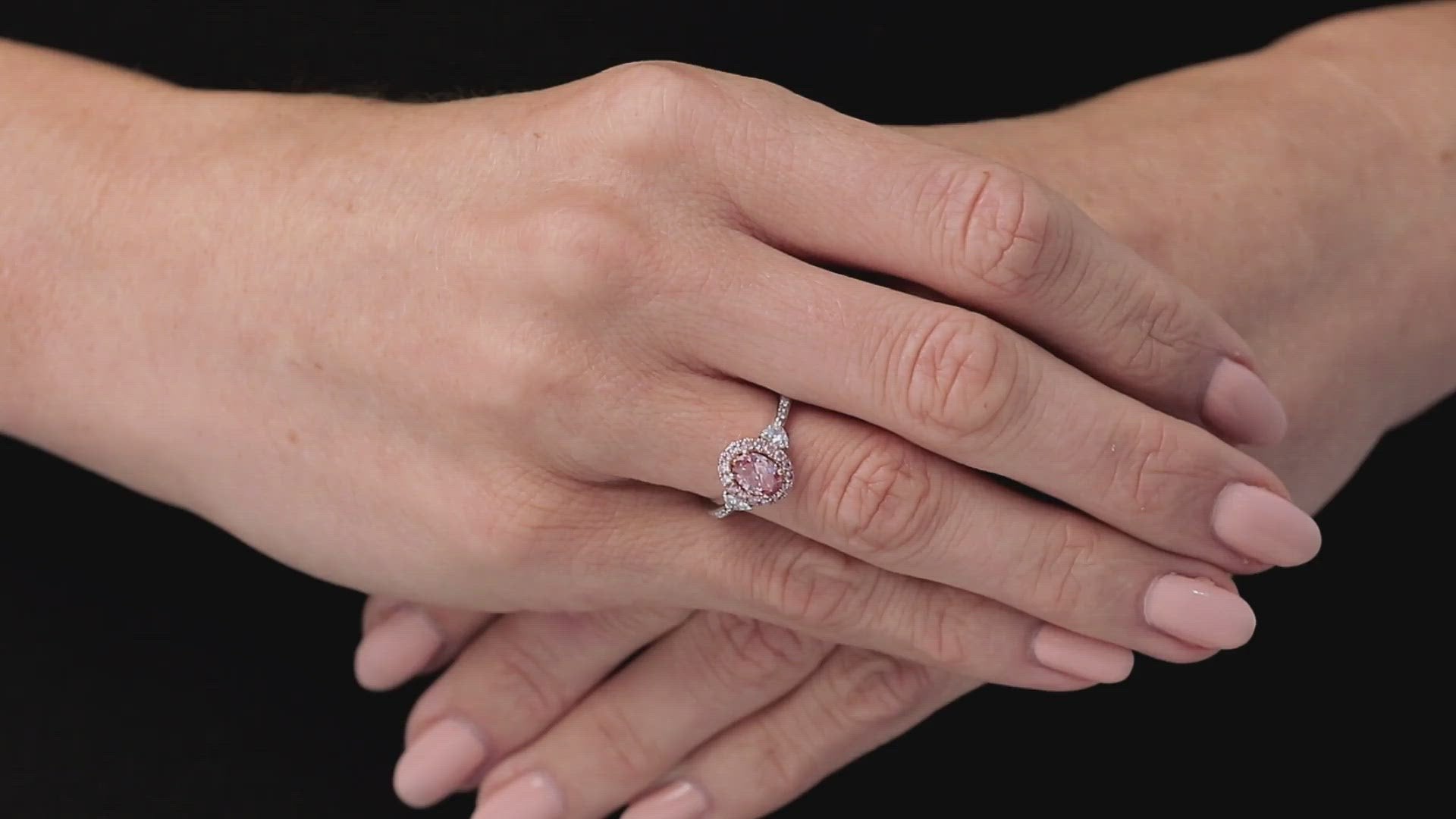 Vivid pink diamond ring hotsell