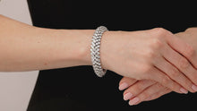 Load and play video in Gallery viewer, Kazanjian Flexible Link Diamond Bracelet, in Platinum
