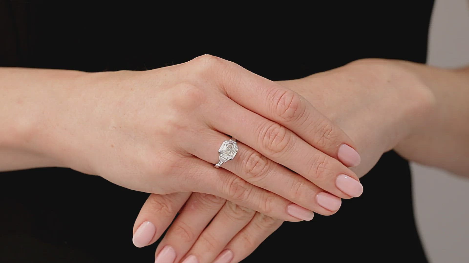 Load video: Asscher Cut Diamond, 4.17 carats, Ring in Platinum